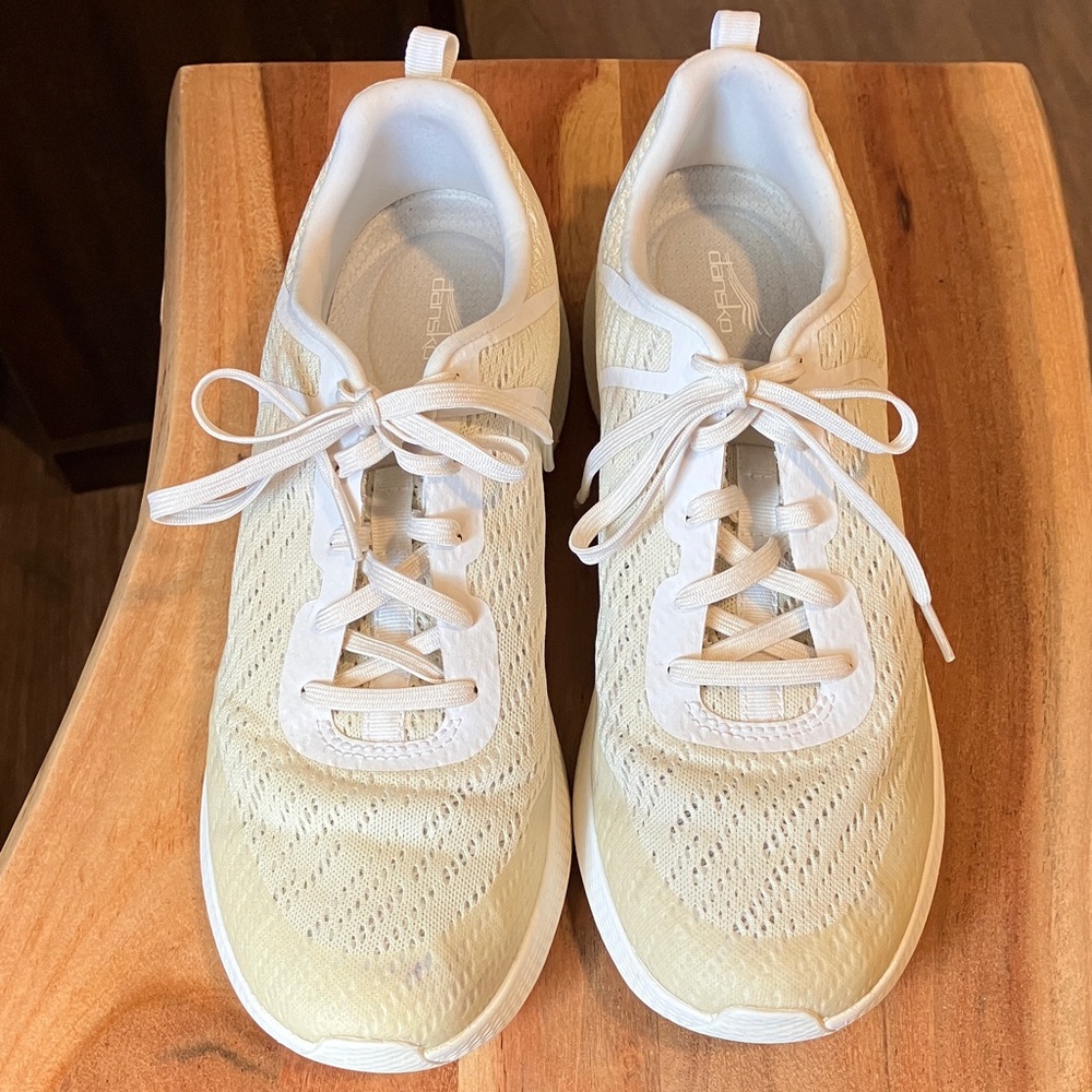 Dansko Women's Sky Ivory Mesh Lace-Up Sneakers Spring/Summer